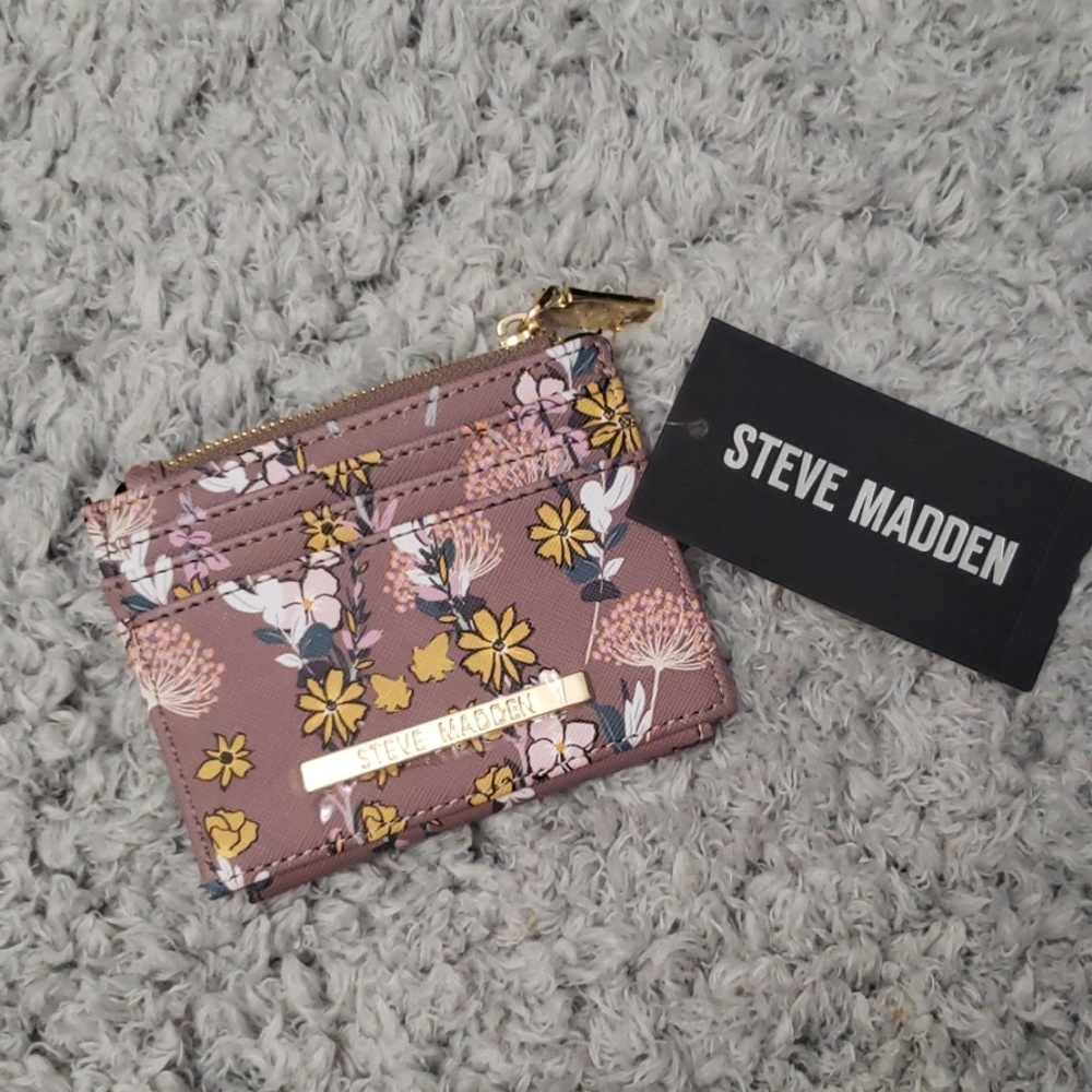 NWT! FREE with purchase of 3 items!